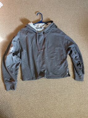 Old Navy Gray Hooded Pullover Sweatshirt